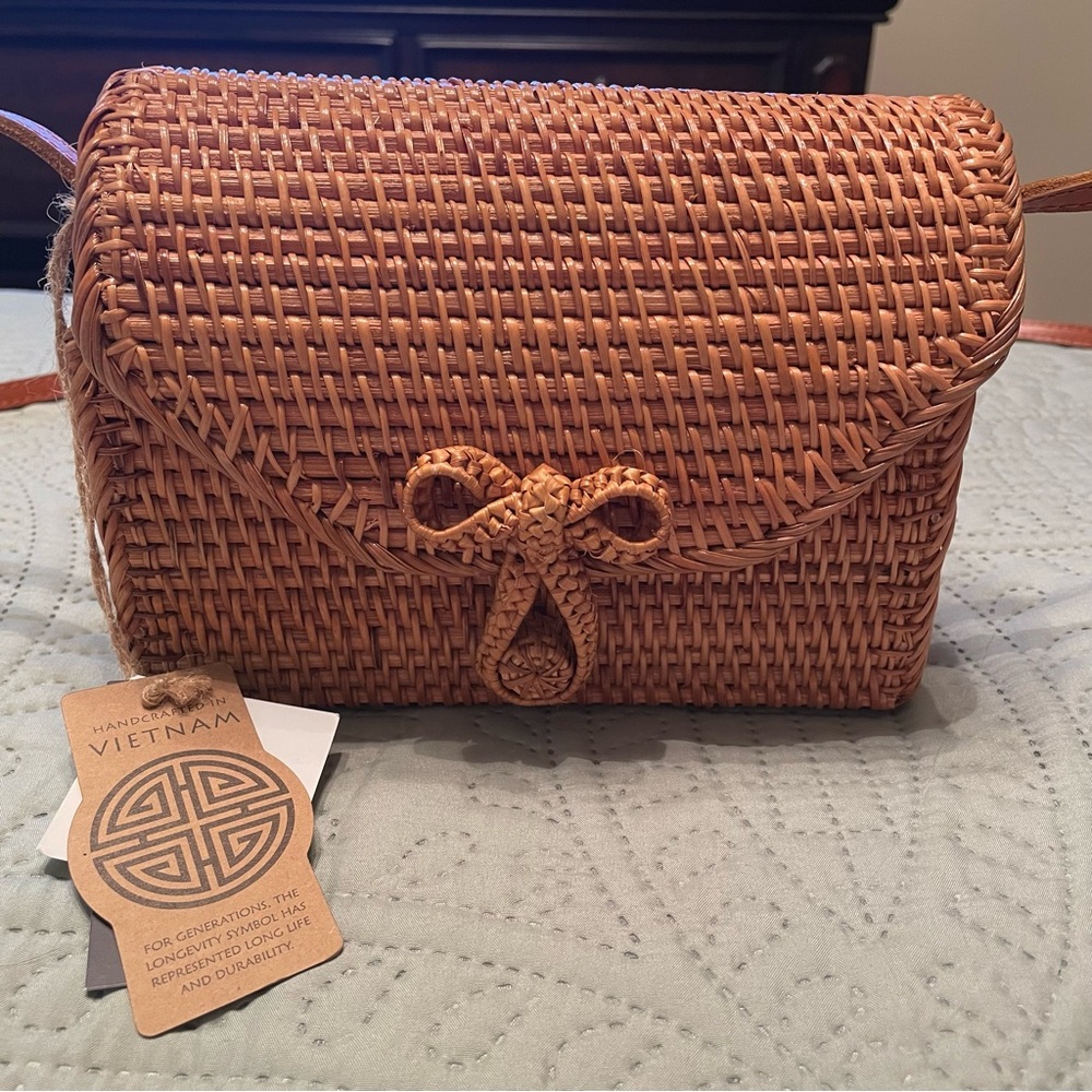 Wicker hand woven purse